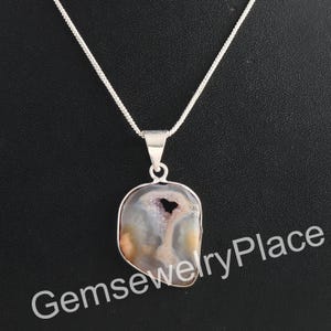 Collier pendentif Druzy en agate : bijoux légers en argent faits main