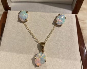 Conjunto de collar y pendientes de ópalo etíope / Joyería de plata de ley