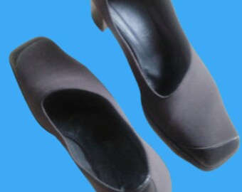 Slipper Sandal Shoe sandal purple blue png PNGEgg Slipper Sandal Shoe sandal purple blue png PNGEgg