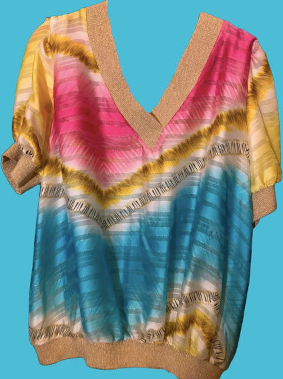 Blue and Pink Print Top with Puffy Sleeves L