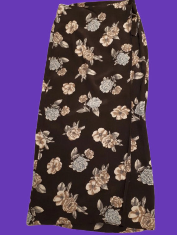 Brown and Beige Flowers Long Skirt S