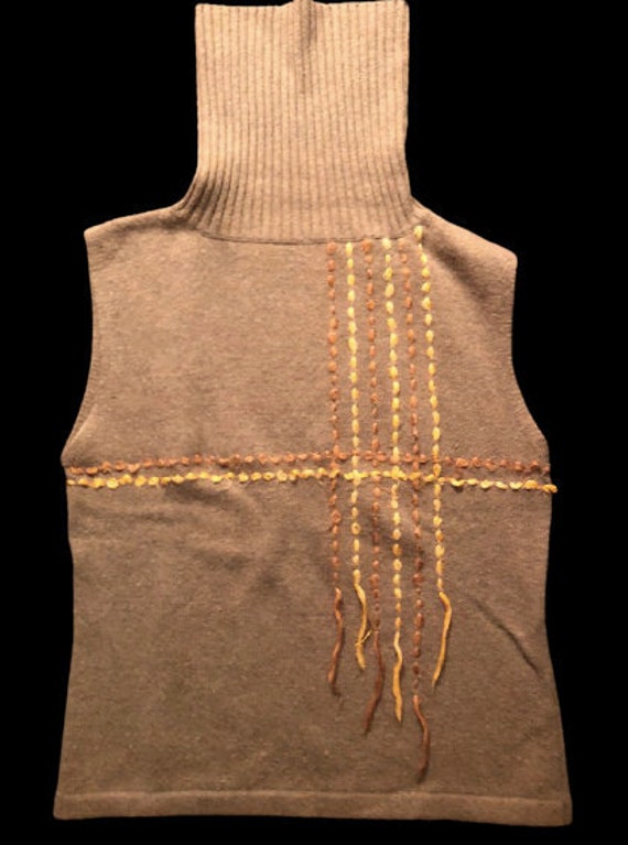 Brown and Beige Turtleneck Sleeveless Pullover L