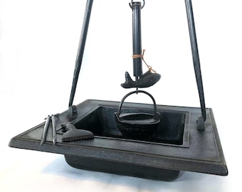 Big Japanese iron cast ashtray / incense burner - traditional hearth irori