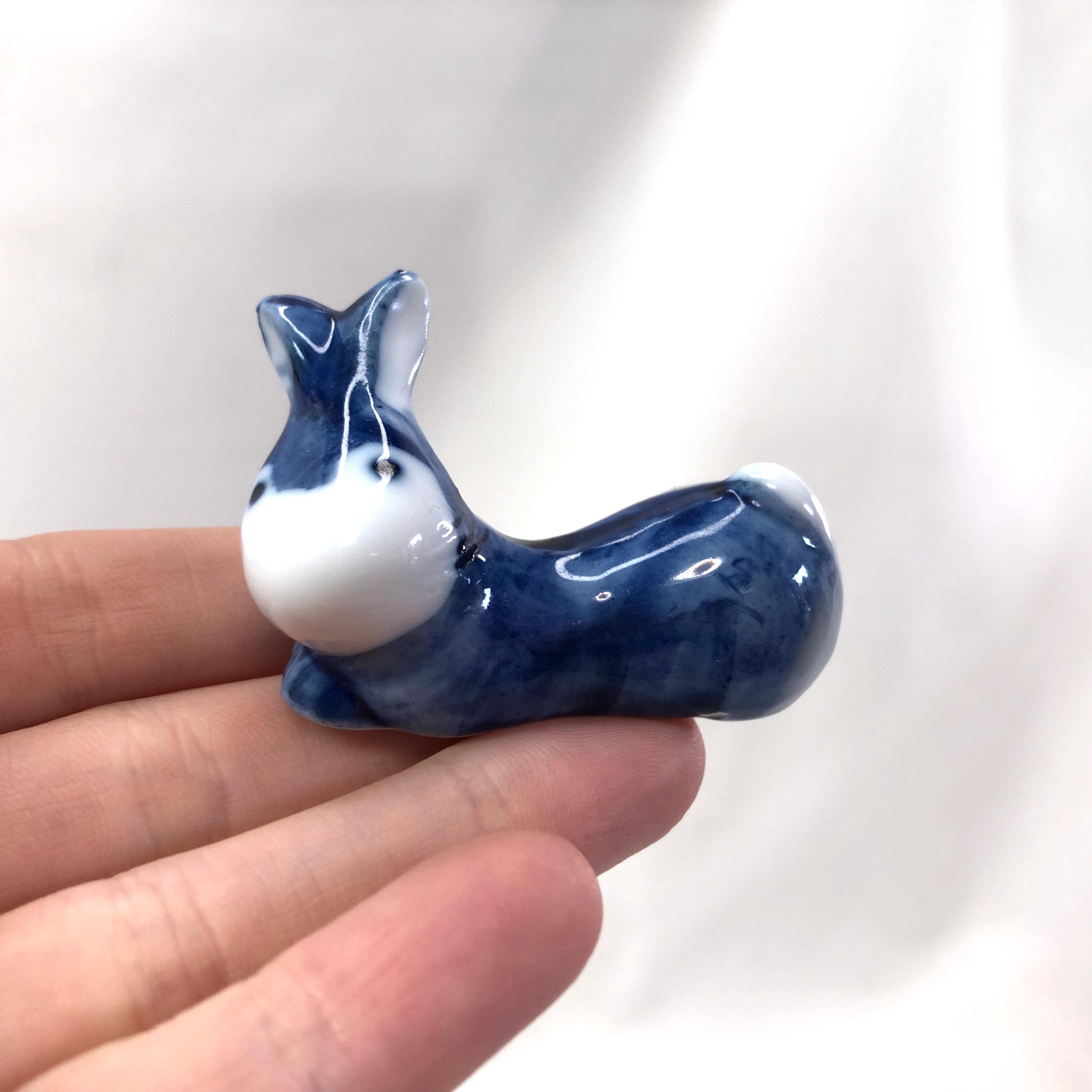 青い陶器のウサギの箸置き - 2個セット - Etsy 日本
