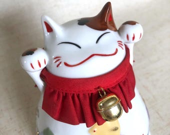 日本の招き猫貯金箱 - 陶器の招き猫、縁起の良いシンボル - Etsy 日本
