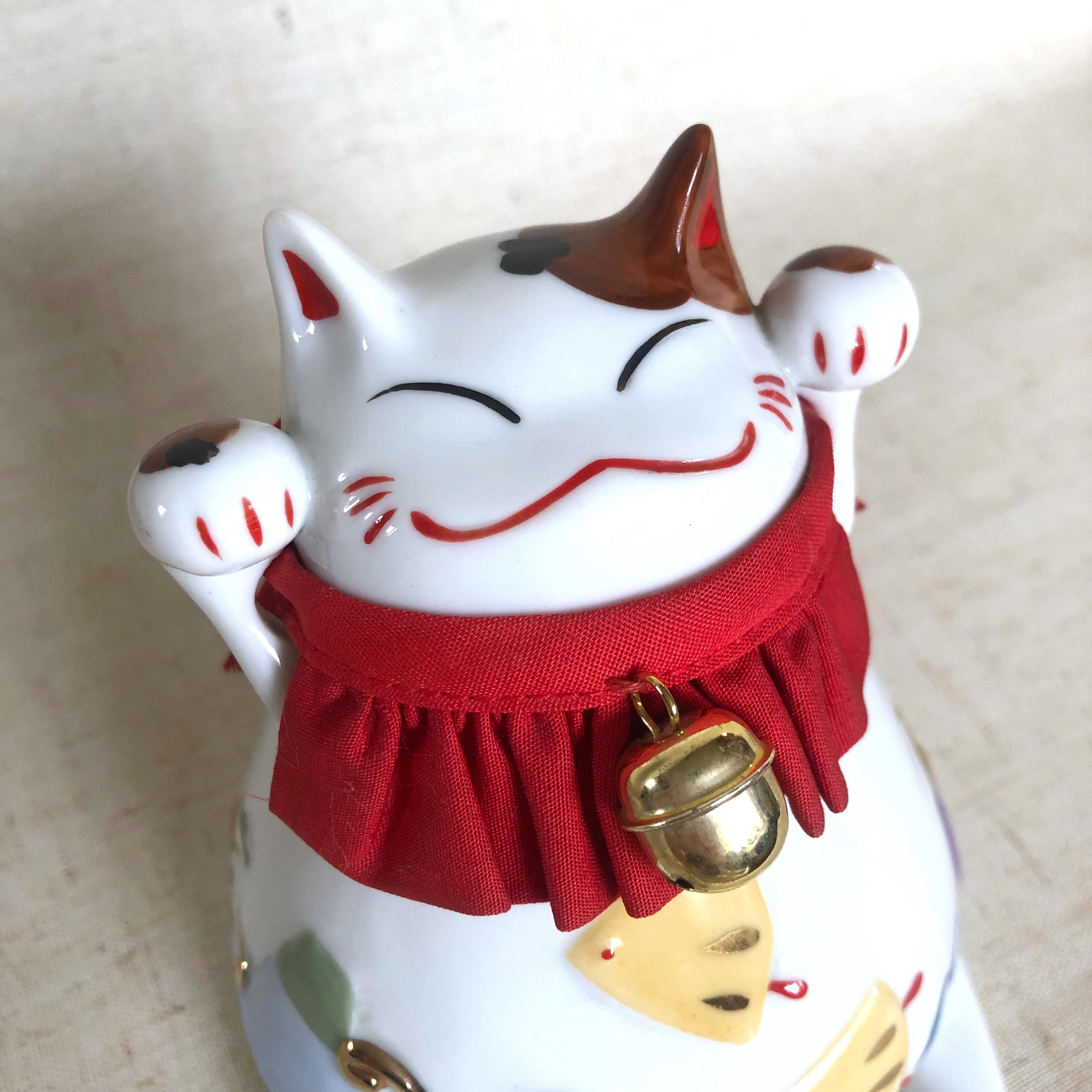 日本の招き猫貯金箱 - 陶器の招き猫、縁起の良いシンボル - Etsy 日本