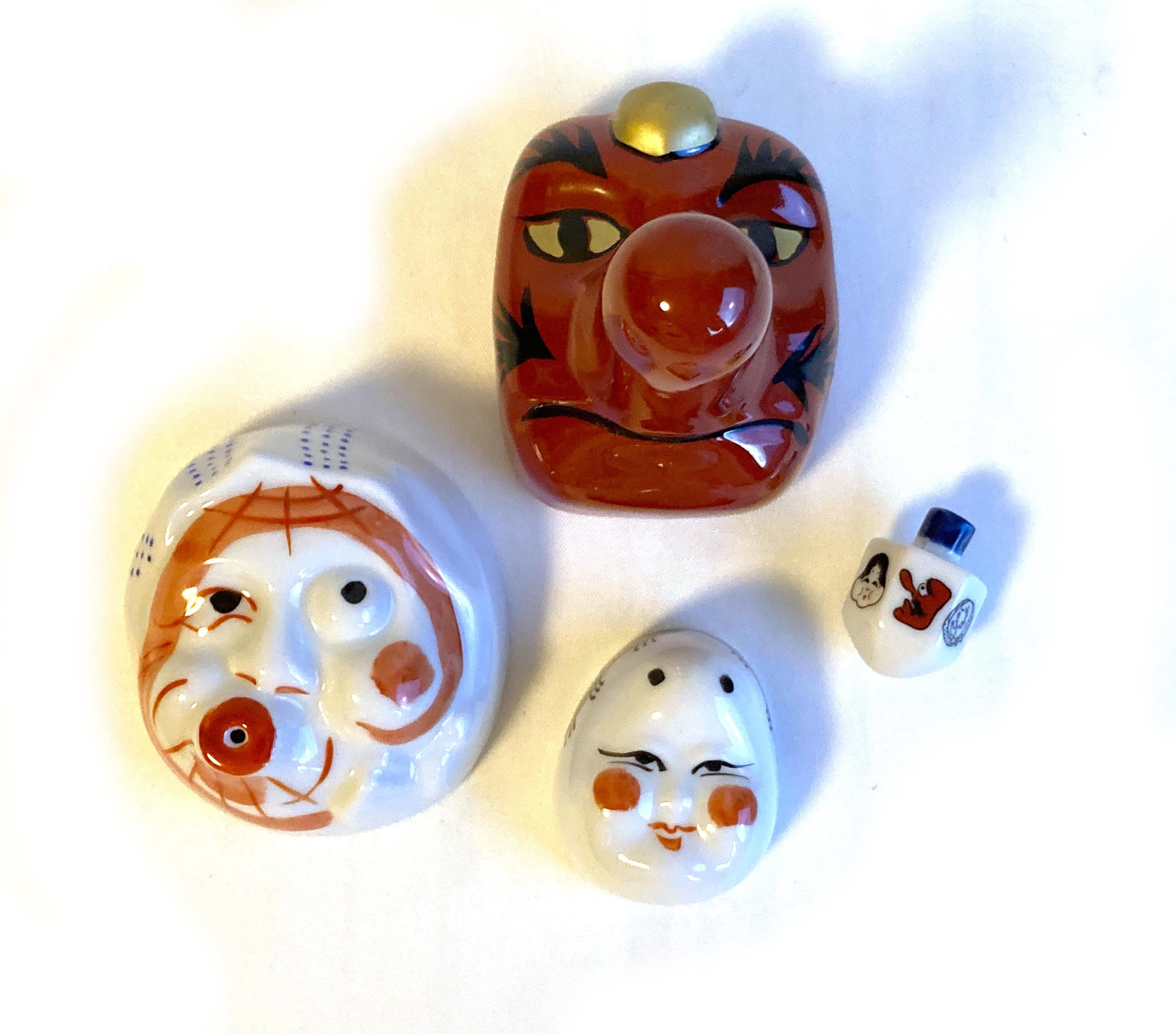 Japanese Drinking Game Set - Beku Hai - Set of 3 Sake Cups and a