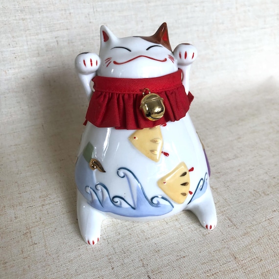 日本の招き猫貯金箱 - 陶器の招き猫、縁起の良いシンボル - Etsy 日本