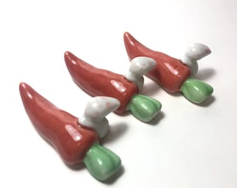 Cute ceramic hashioki - chopstick / cutlery rest - rabbits with carrots