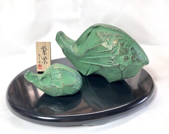 秋田柴犬 鋳鉄製 手作り置物像 日本製 南部鉄器 重厚な置物 #JI4