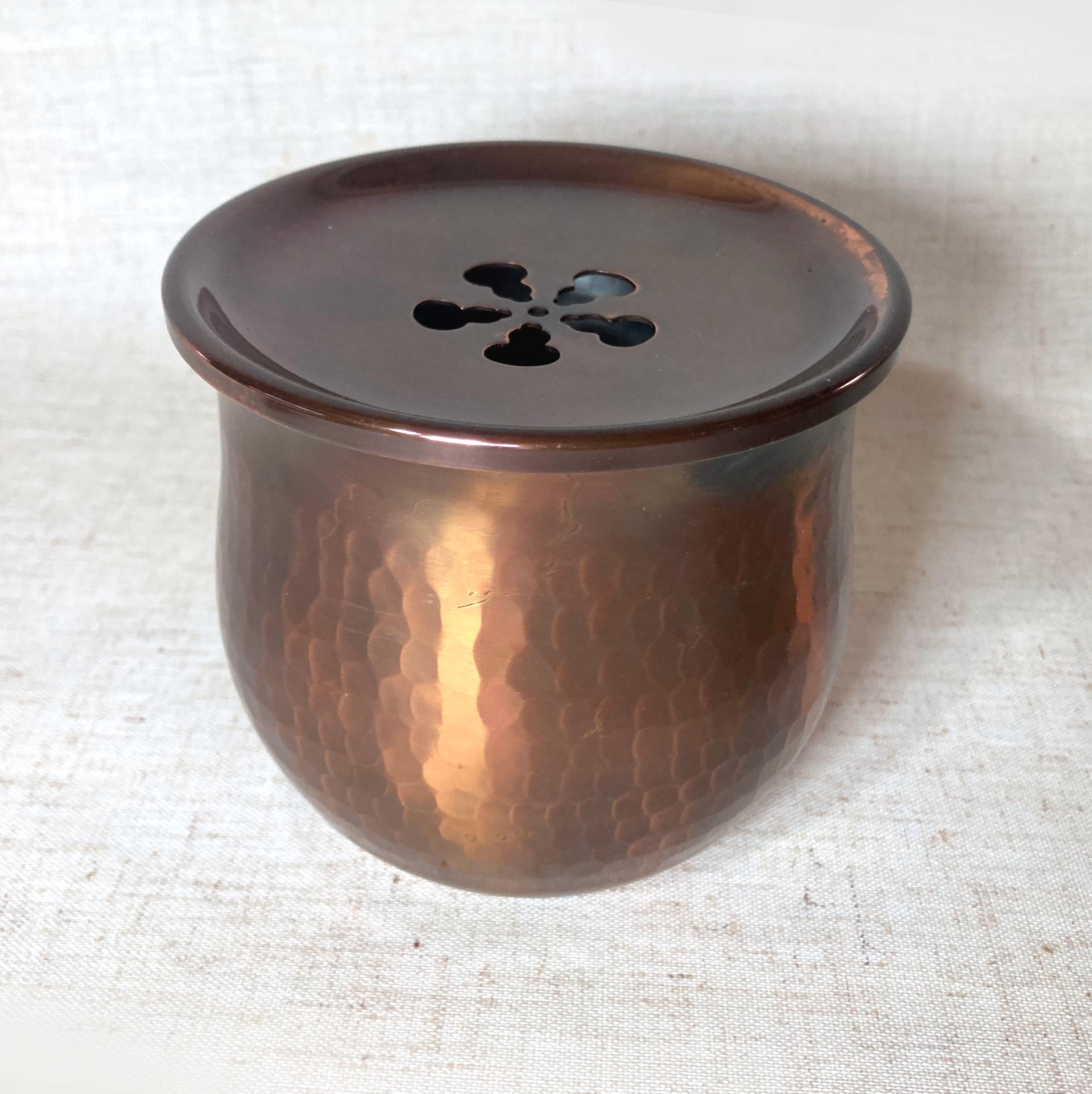 簡素な金属製のこぼし（建水） - 茶道の排水容器 - Etsy 日本
