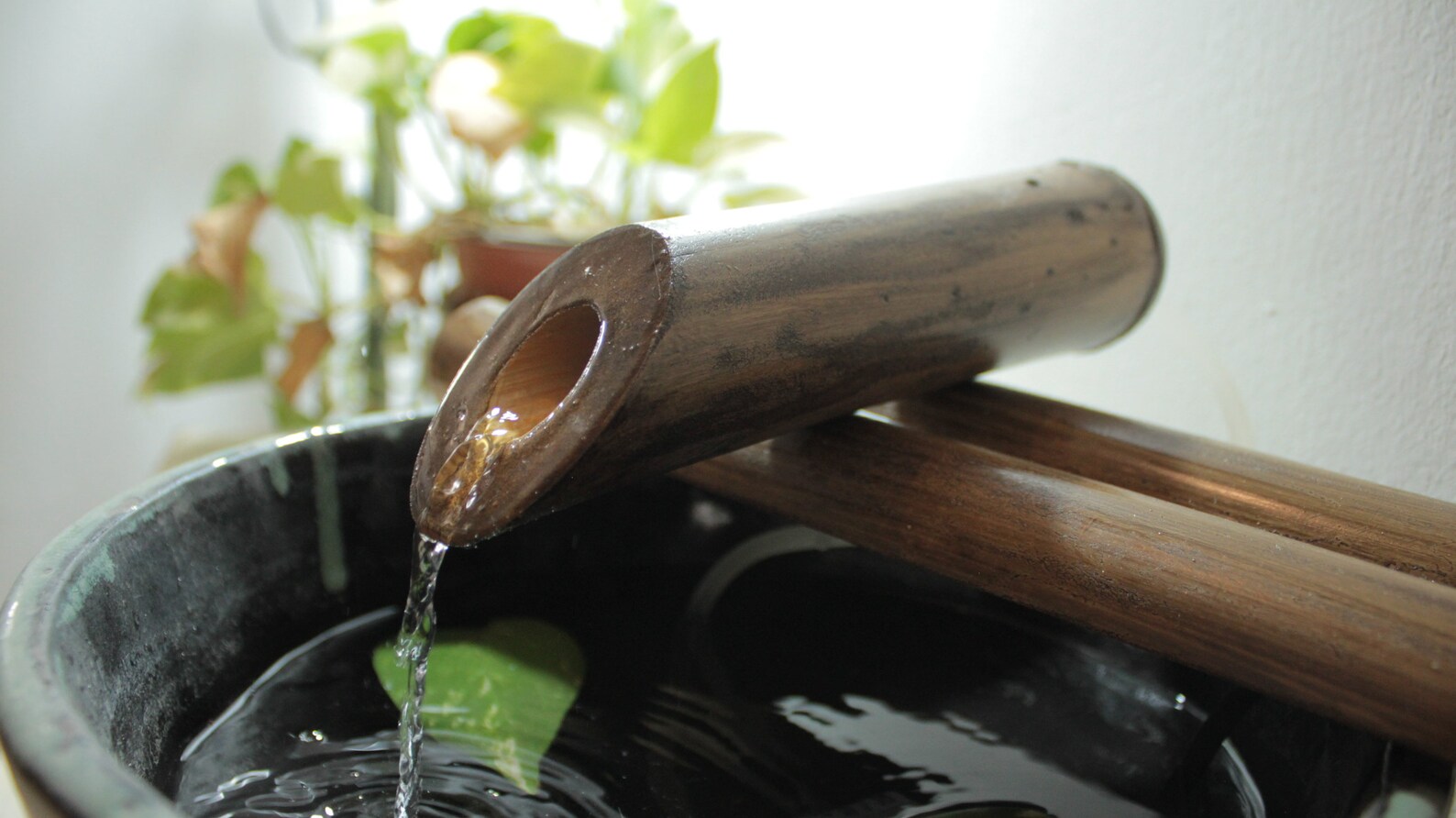 Fuente de agua para patio fuente interior / exterior color | Etsy