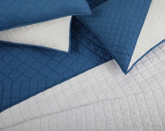 Handmade Organic Quilt Set Blanket Coverlet 1 Quilt + 2 Pillow Shams, Oversized Quilt, King Sized Quilt,  Queen Size Quilt, Indian Quilt