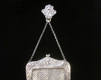 Bolso de cota de malla de plata de ley Art Nouveau con clip para el cinturón, bolso de noche de malla eduardiana de 1910