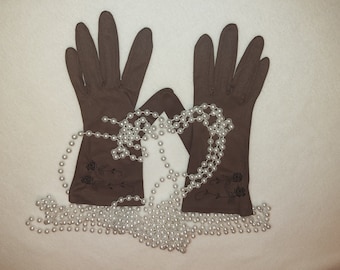 Vintage 1940's Driving/Evening Gloves/Chocolate Brown Embroidery