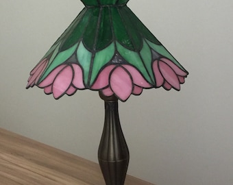 Handmade Stained Glass Table Lamp – Tiffany Style Ornate Glass Lamp – Colorful Artistic Lighting – Statement Home Decor Piece