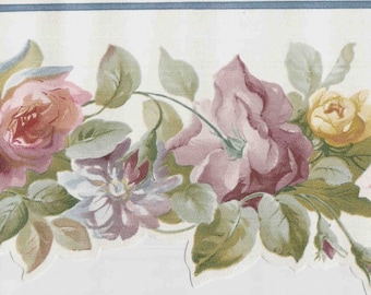 Scalloped Floral Wallpaper Border