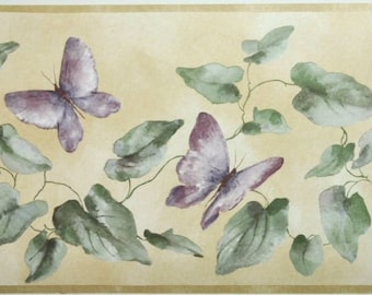 Borde de papel tapiz con mariposas en enredaderas 948b75707