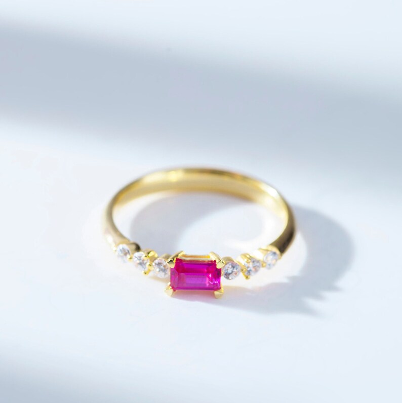 Emerald & Diamond Ring