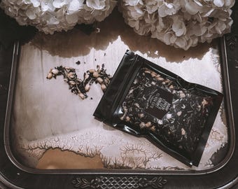 Earl Grey Tea: Black Moon Tea