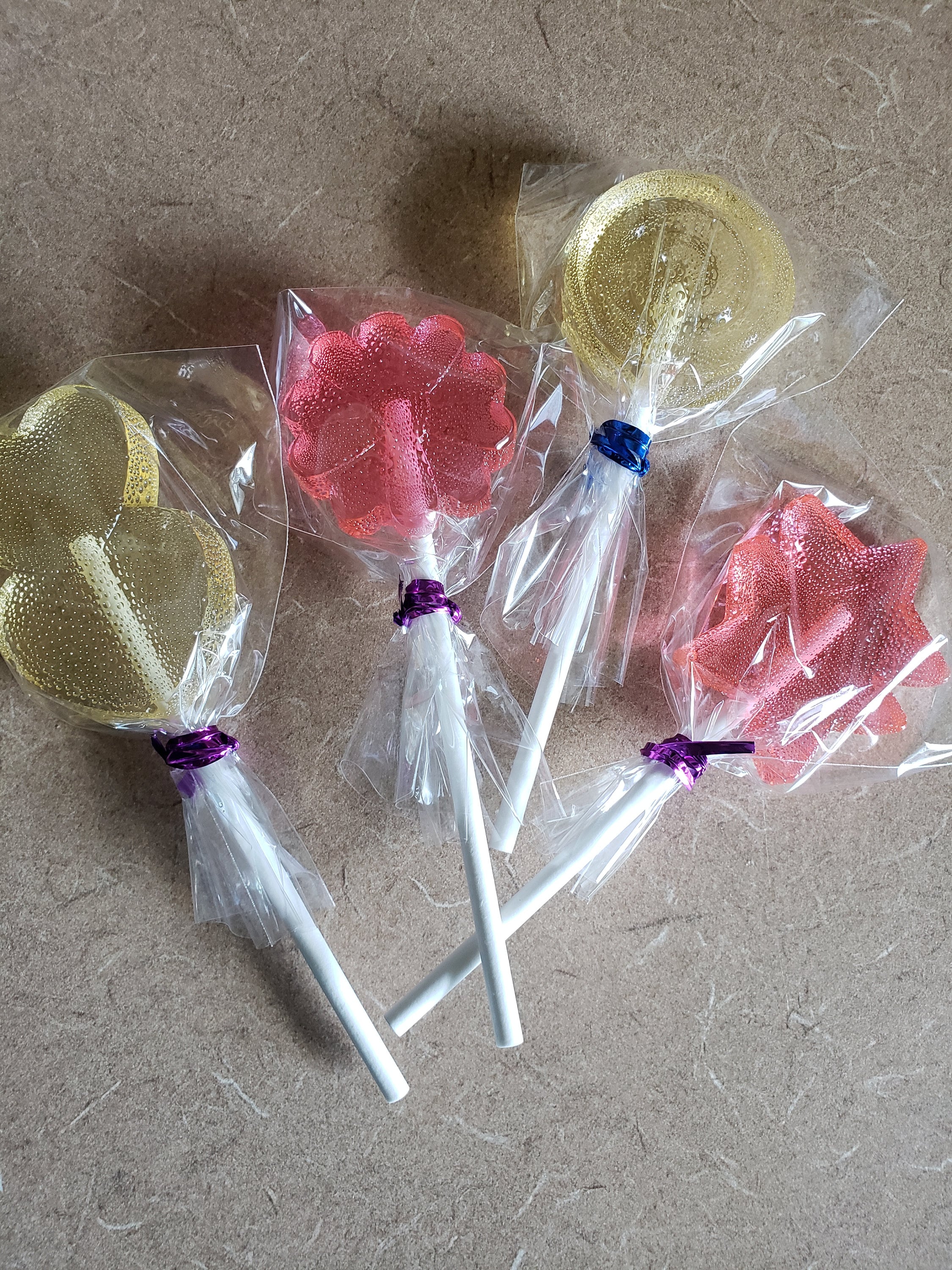 Homemade Hard Candy Lollipops