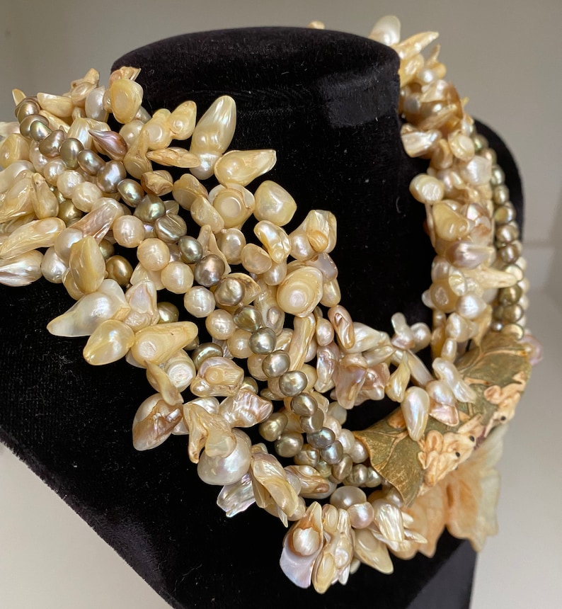 Designer Baroque Pearl Statement Necklace, Museum Quality Art Bild 3