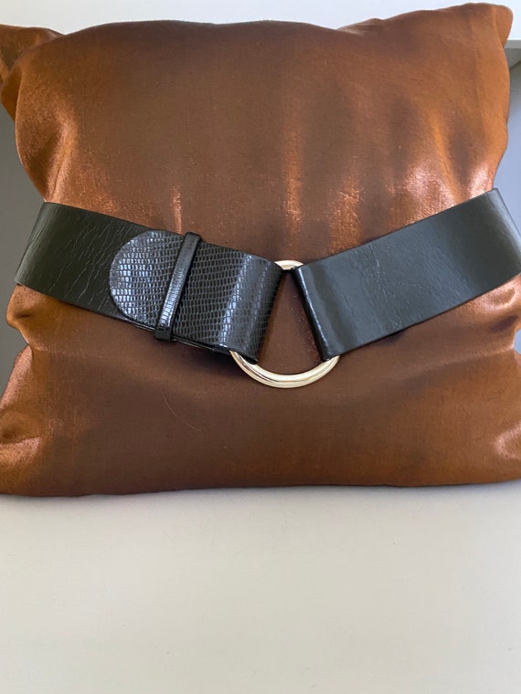 Suzi Roher Black Leather Belt, Silver Ring Buckle, Size XL  display picture 3