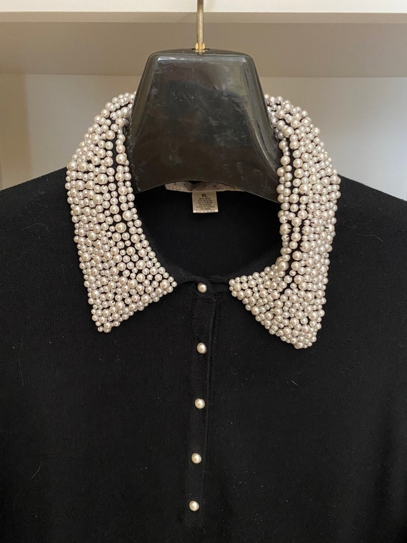 Feminine and versatile Belford Knit vintage sweater with pearl collar Kleding Dameskleding Sweaters Vesten 