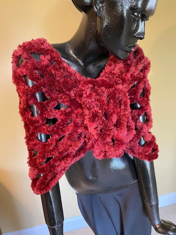 Paula Lishman Knitted Beaver Fur Ring Shawl - Burgundy Wrap - Etsy