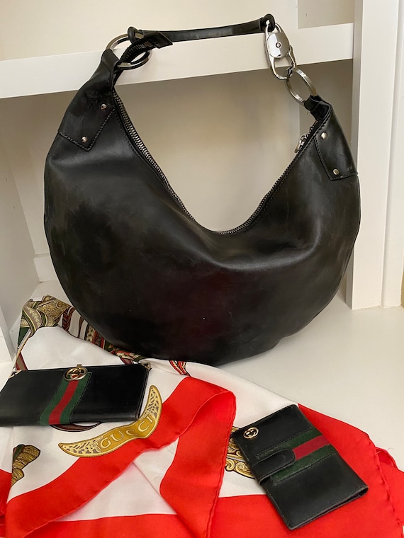 Gucci Hobo Leather Handbag - Excellent Condition i