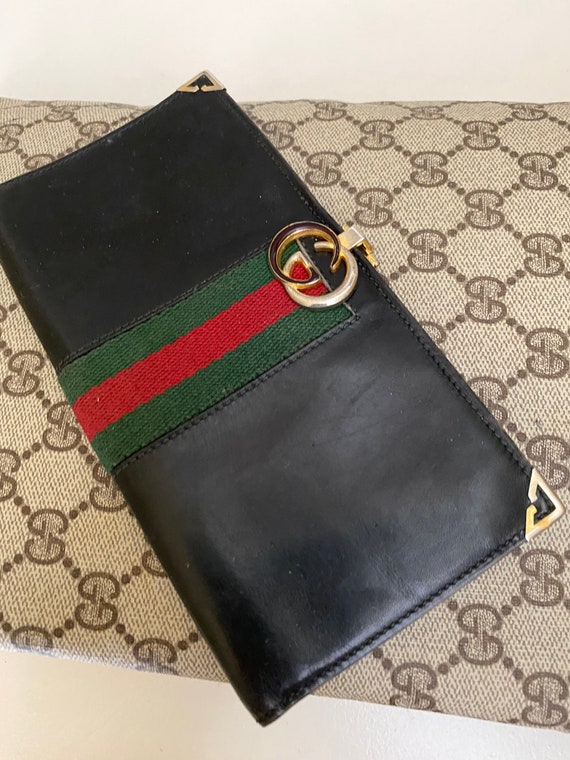 Gucci Wallet in black leather