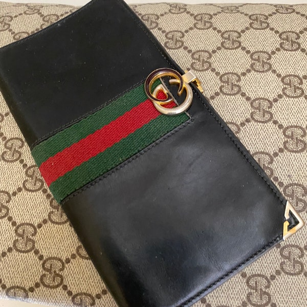 Gucci Wallet in black leather