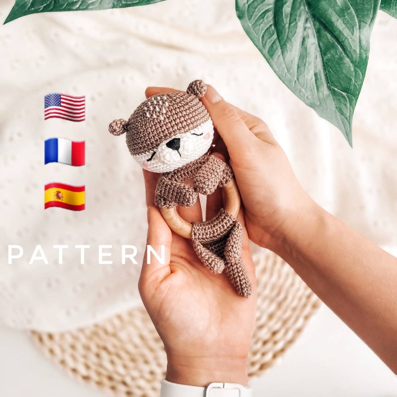 PATTERN ONLY: Otter baby rattle Crochet Otter Otter amigurumi toy Otter toy tutorial PDF Crochet Pattern English, French, Spanish image 1