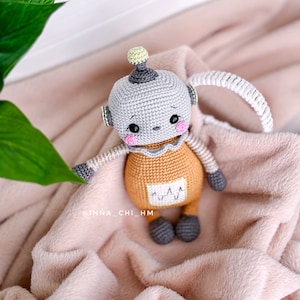 PATTERN ONLY: Oscar the Robot Robot amigurumi toy Crochet Robot Easy To Follow PDF Pattern in English zdjęcie 2
