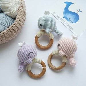 MOTIF UNIQUEMENT : Hochet bébé baleine Cadeau de douche de baleine Crochet Baleine bleue Jouet Tutoriel PDF en anglais, espagnol, français image 8