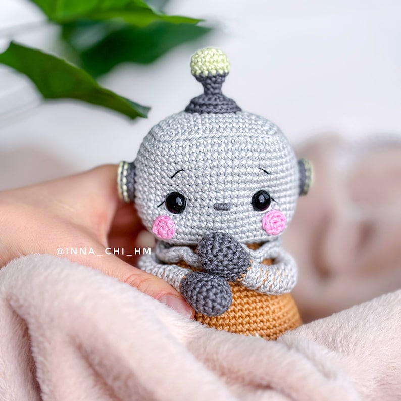 PATTERN ONLY: Oscar the Robot Robot amigurumi toy Crochet Robot Easy To Follow PDF Pattern in English image 3
