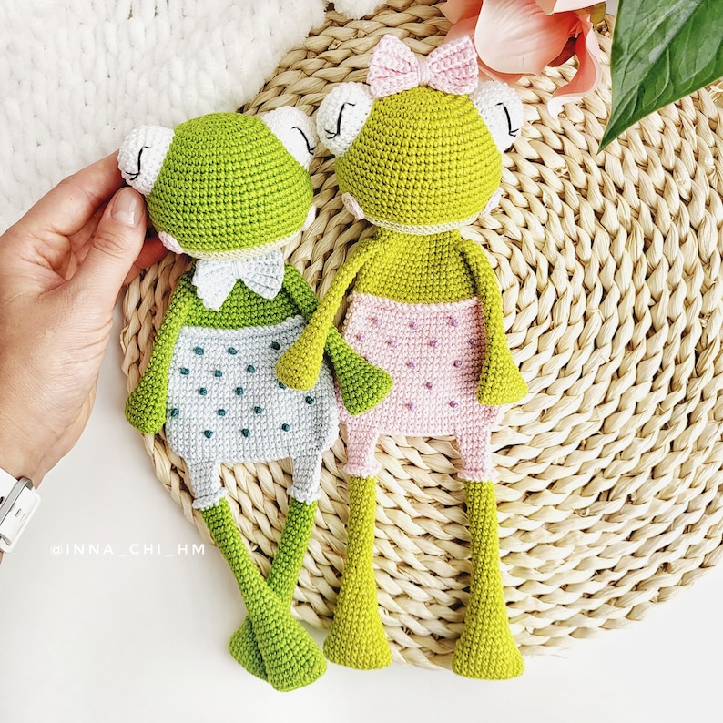 PATTERN ONLY: Frog Lovey Frog Baby Security Blanket Frog Lovey crochet toy Diy crochet frog snuggler PDF in English, Spanish, French image 4
