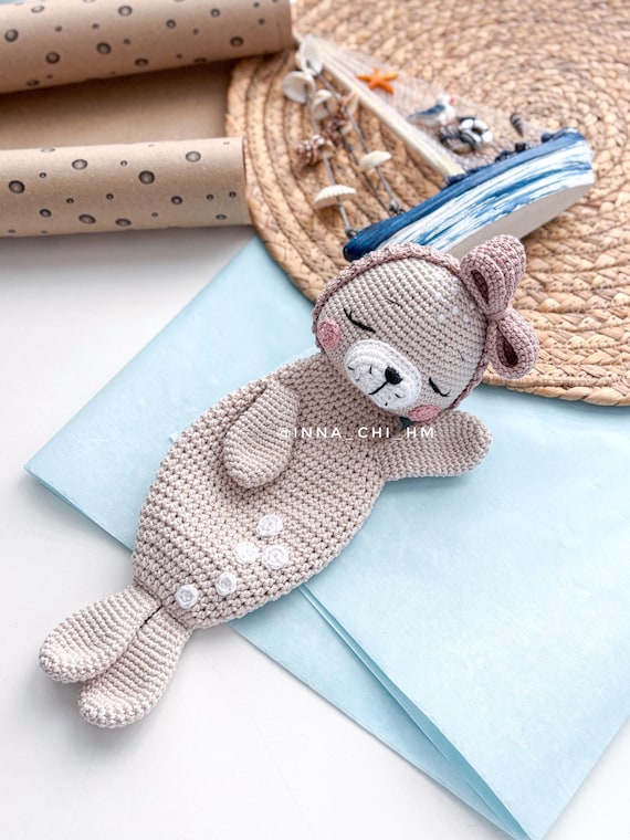 かぎ針編みのアザラシのぬいぐるみ型紙：手作りアザラシのぬいぐるみ