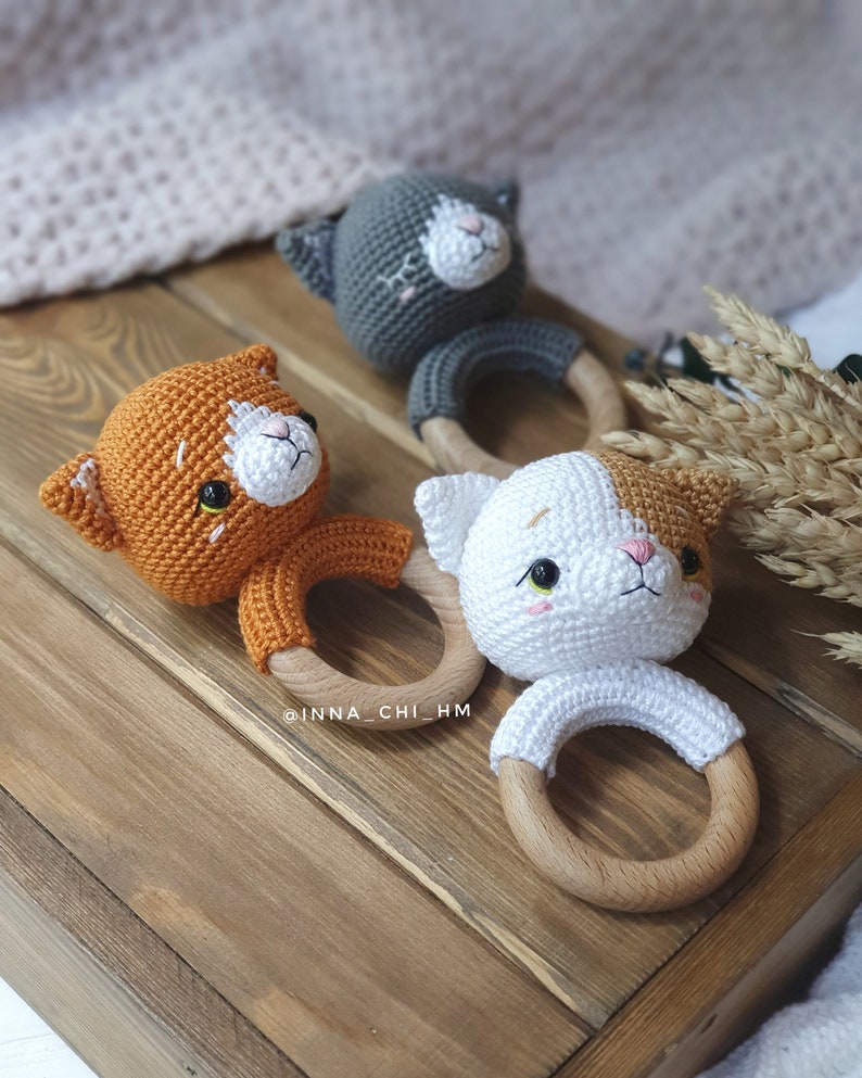 MOTIF UNIQUEMENT : Hochet pour bébé chaton Jouet amigurumi chat Tutoriel pour chaton au crochet Modèle de crochet PDF anglais termes américains, français, espagnol image 6