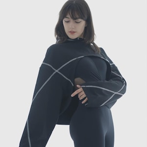 crop top hoodie
gothic top
egirl clothing
shrug hoodie
y2k top streetwear
streetwear hoodie
long sleeve crop top
oversized hoodie
futuristic apparel
urban style hoodie
gift for egirl
gift for gamer
gift for streetwear