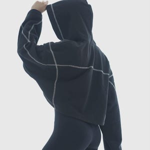 Oversized Cyberpunk Cropped Sweatshirt with Hood and Long Sleeves, Techwear Hoodie Women Streetstyle