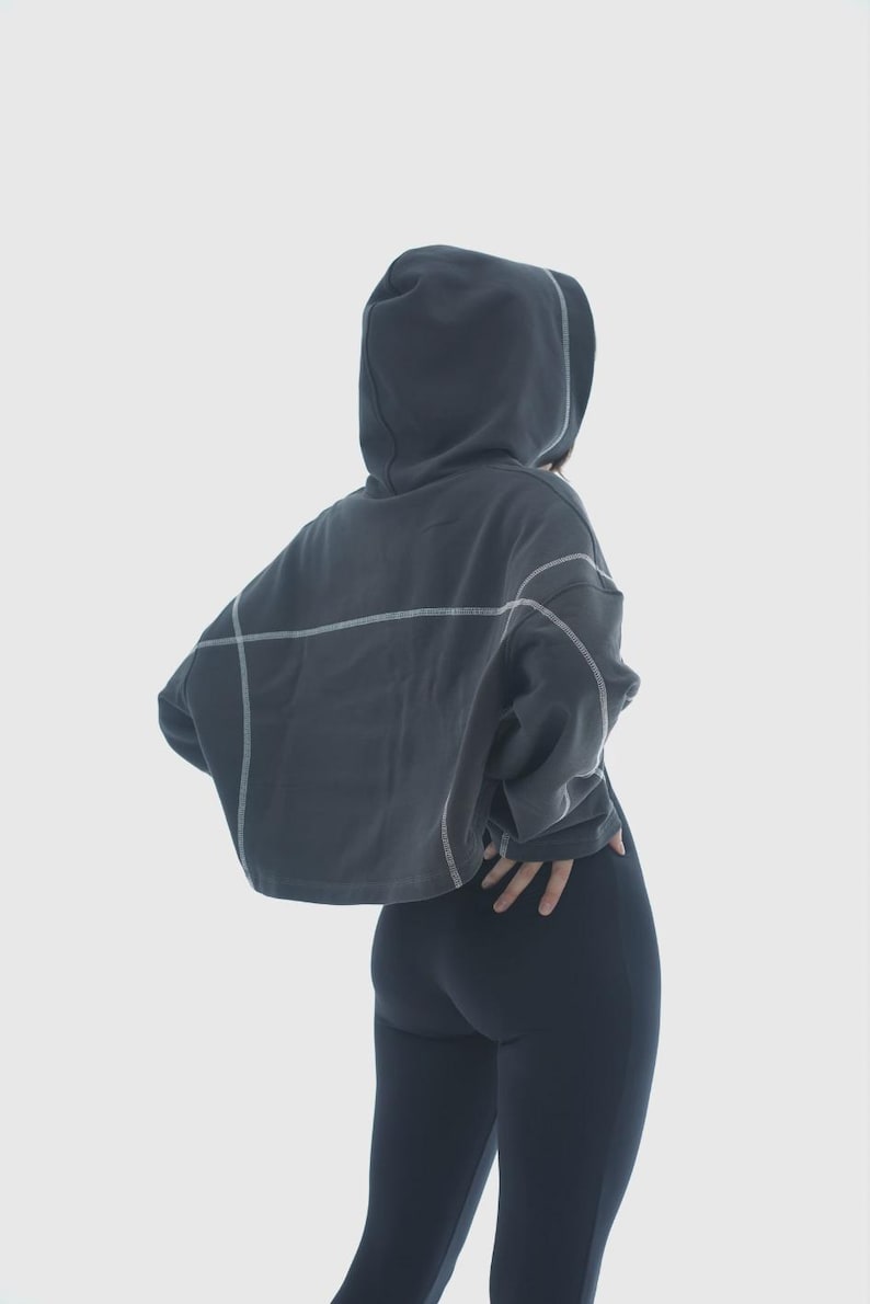 Oversized Cyberpunk Cropped Sweatshirt with Hood and Long Sleeves, Techwear Hoodie Women Streetstyle