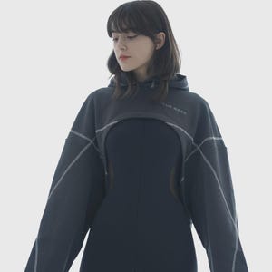 Oversized Cyberpunk Cropped Sweatshirt with Hood and Long Sleeves, Techwear Hoodie Women Streetstyle