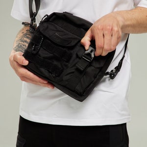 Waist bag, Shoulder bag, men's handbag, techwear bag, multifunctional bag, Banana bag image 4