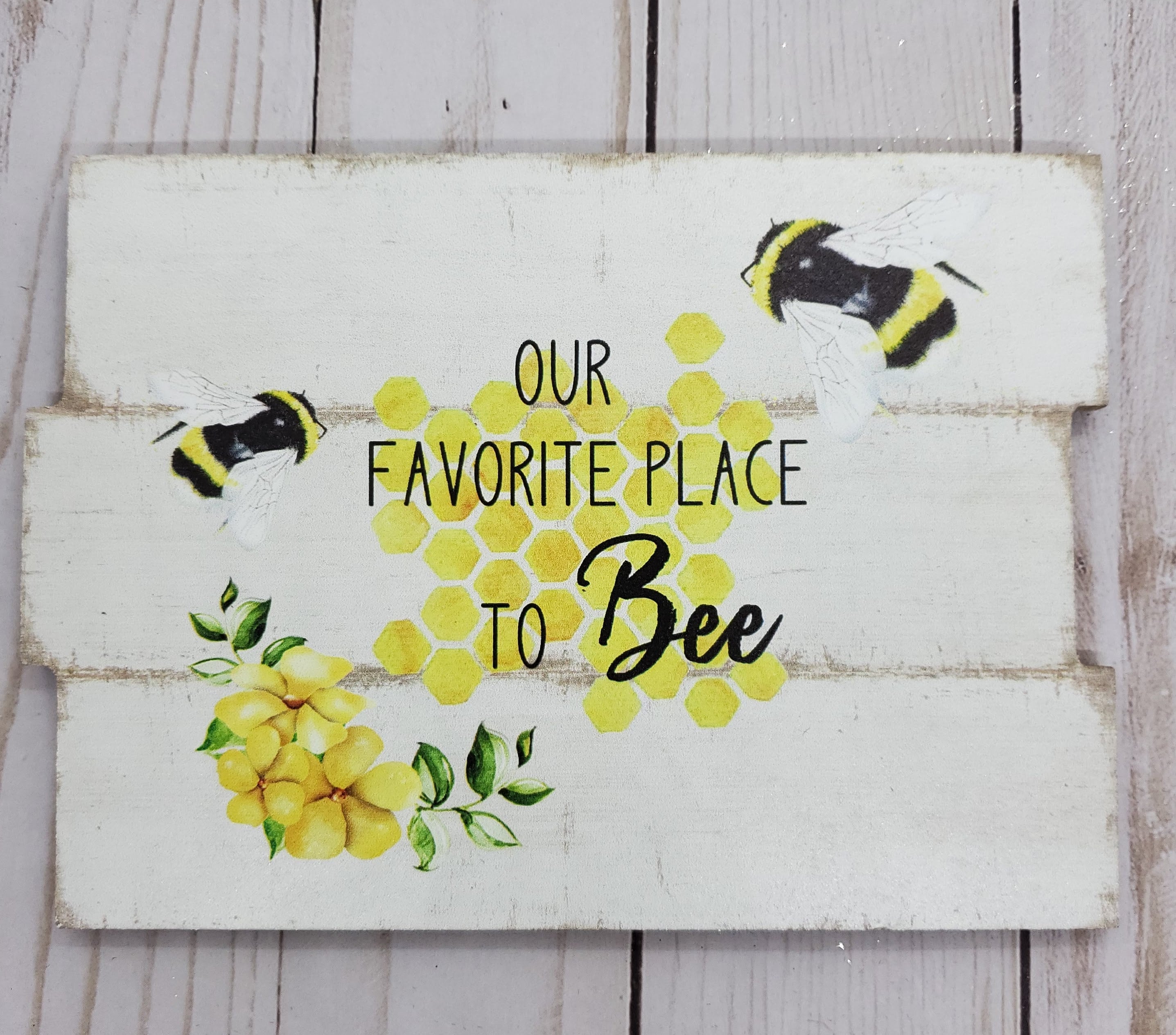 Bee Sign, Bee Home Decor, Bee Wreath Sign, Farmhouse Inspired Sign: Our  Favorite Place to BEE