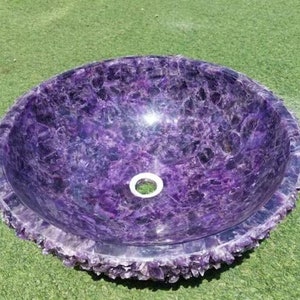 Natural Amethyst Geode Vanity Sink, Geode-Inspired Bathroom Decor, Purple Crystal Geode Sink, Raw Amethyst Stone Sink, Amethyst Geode Basin