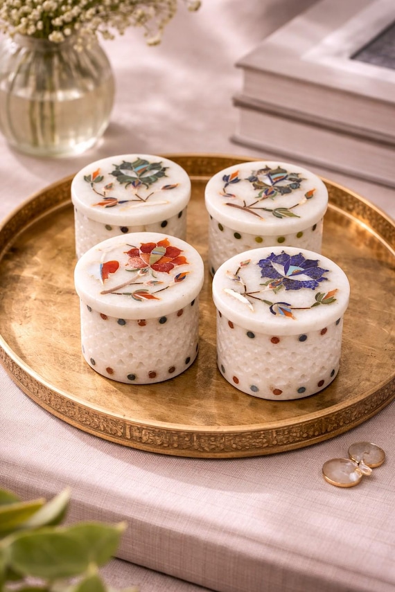 Handgefertigte Marmor Ring Box mit Stein Inlay, Floral Schmuckschale