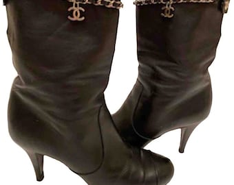 Chanel Black Leather Mid Length Calf CC Chain Logo Boots EU 39.5 US 8.5/9