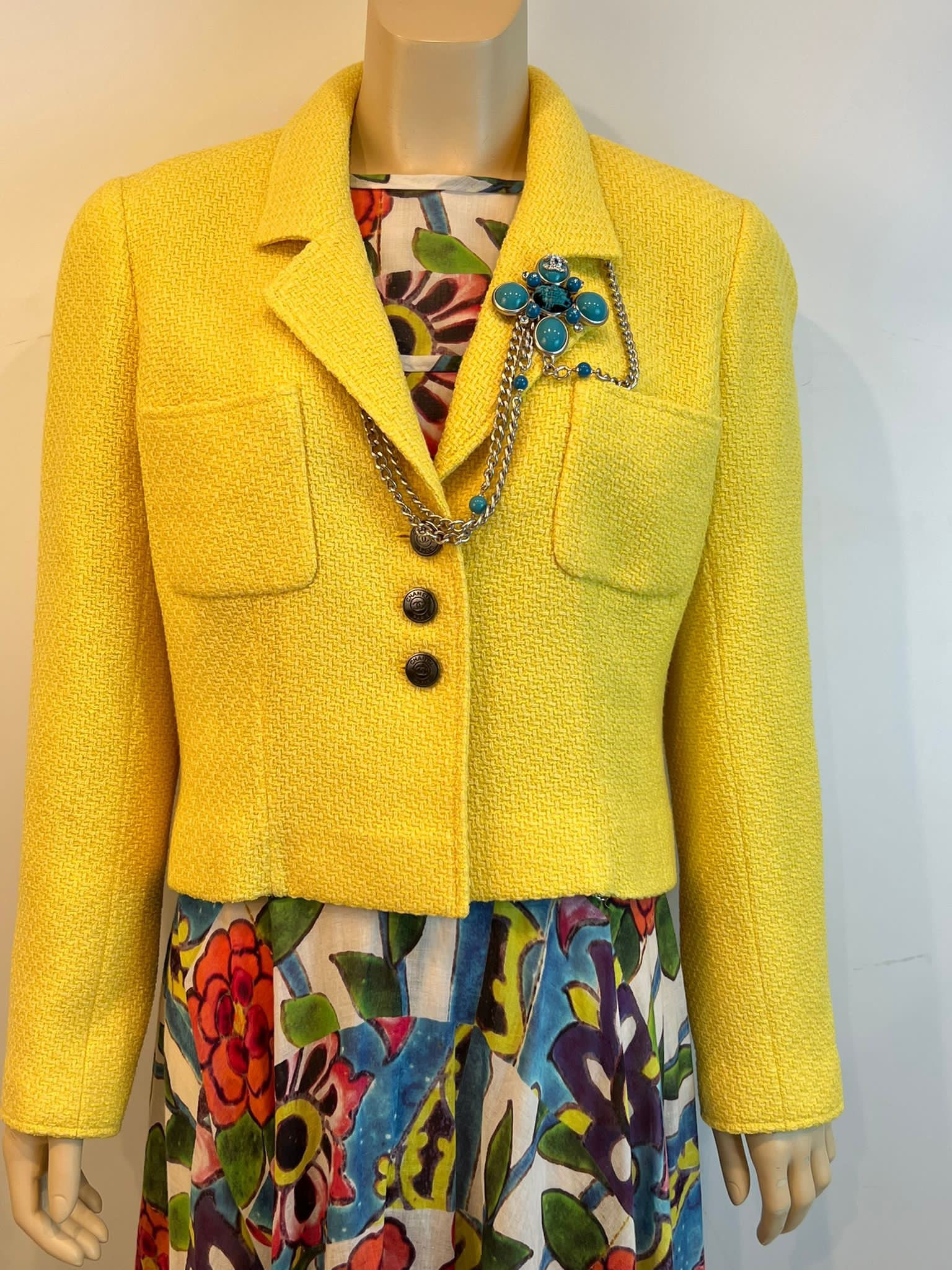 ルミニョン Papillon tweed fringe jacket イエロー Chanel Vintage 97C 1997 Cruise Yellow Jacket FR 44 US 6/8 - Etsy
