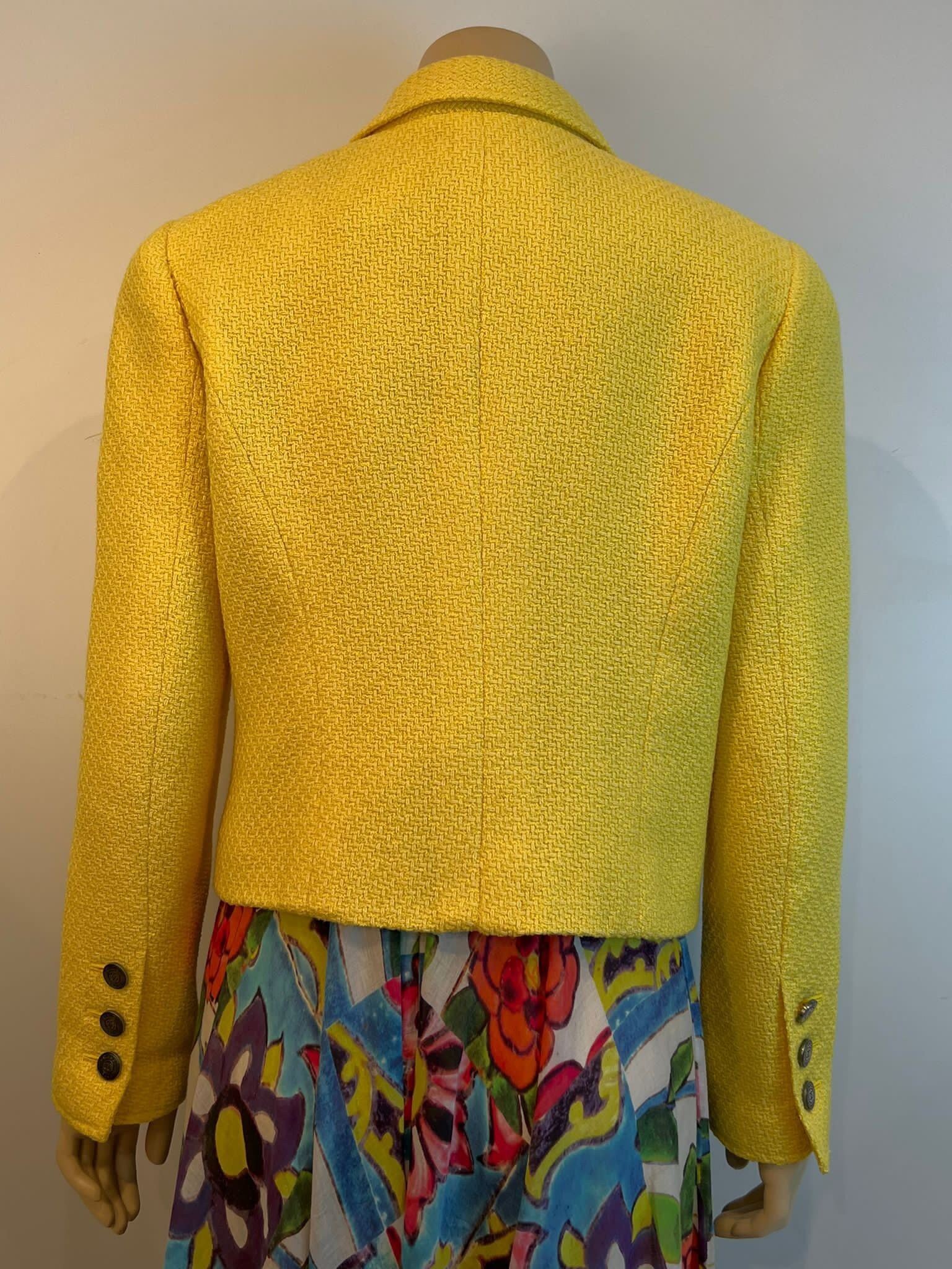 ルミニョン Papillon tweed fringe jacket イエロー Chanel Vintage 97C 1997 Cruise Yellow Jacket FR 44 US 6/8 - Etsy